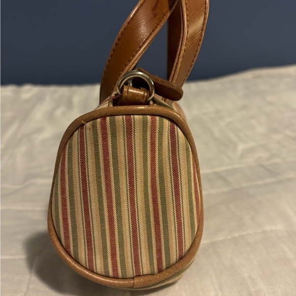 Mini Longaberger purse.  Striped. - Picture 3 of 7